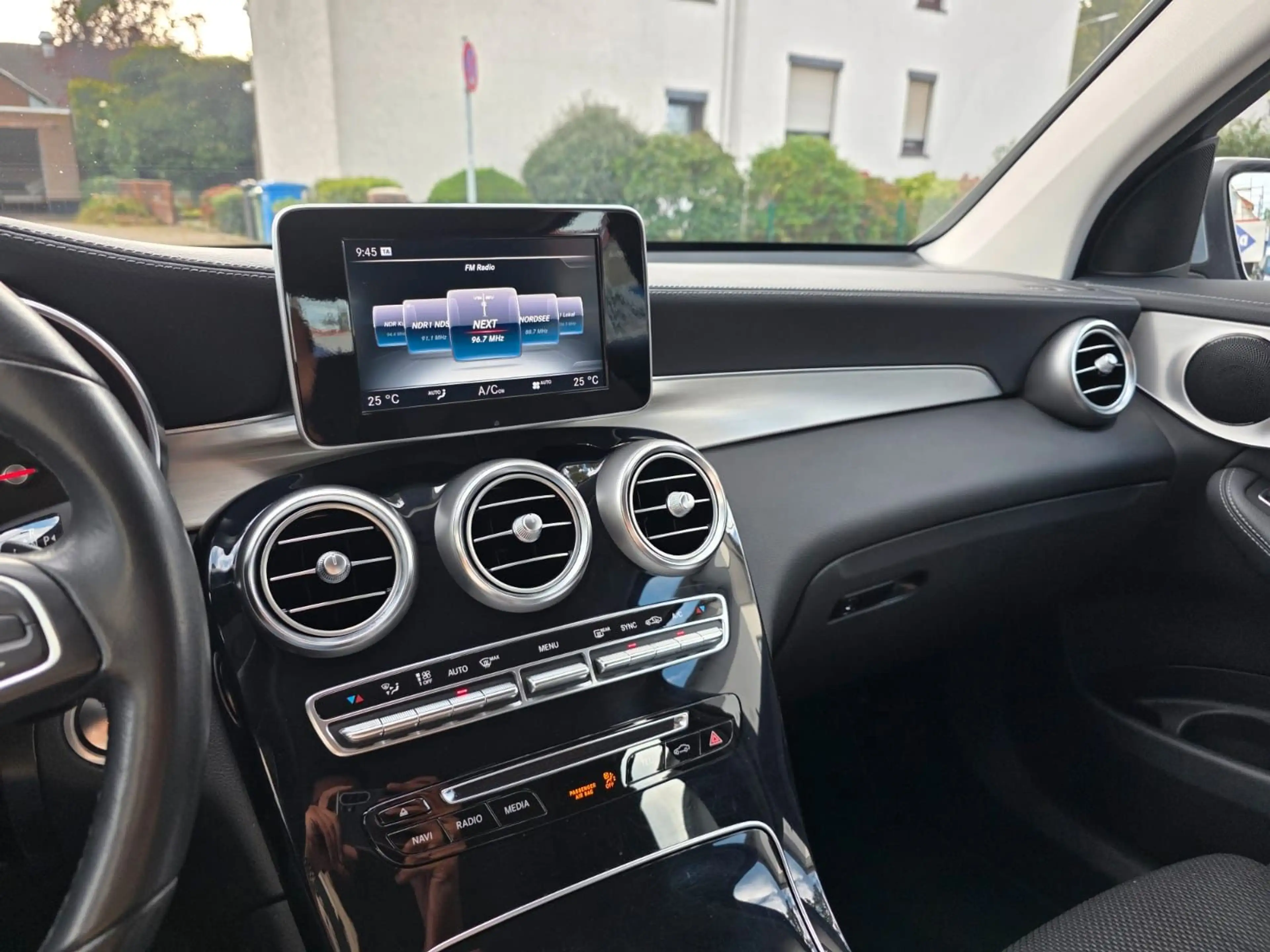 Mercedes-Benz GLC 250 Coupe 4Matic/Automatik/AHK/RFK/ — photo 13