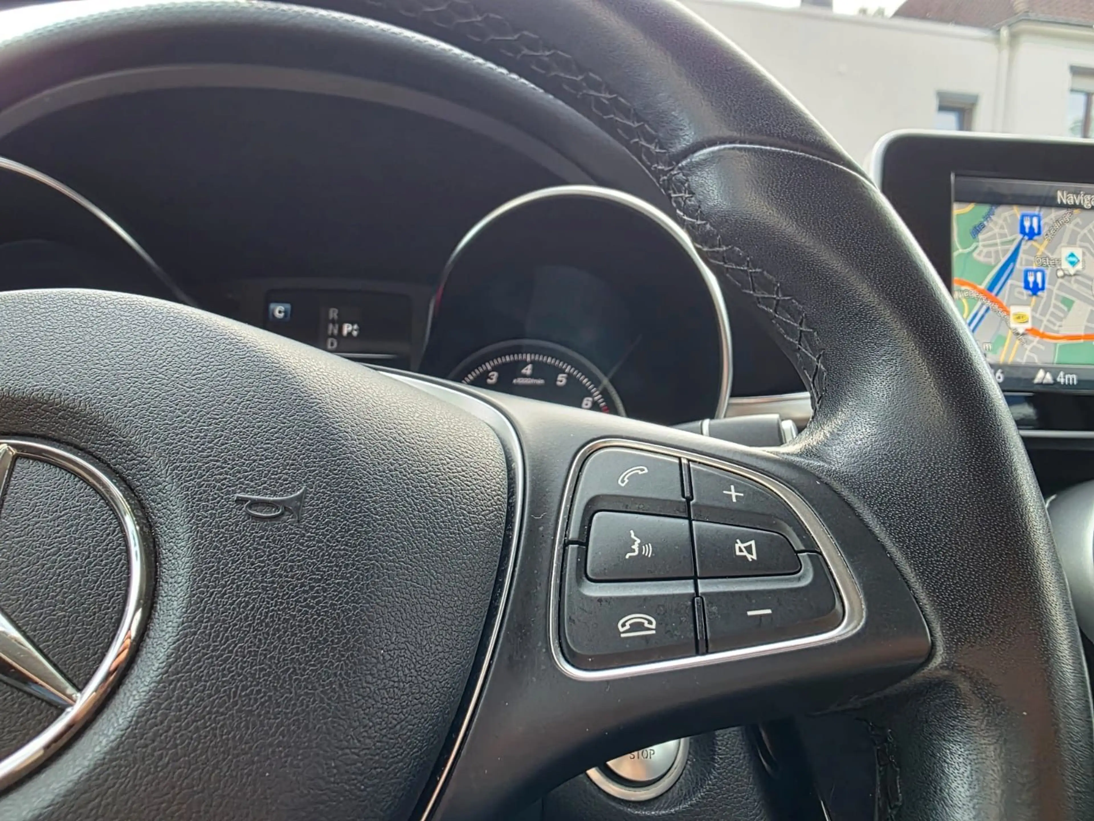 Mercedes-Benz GLC 250 Coupe 4Matic/Automatik/AHK/RFK/ — photo 12