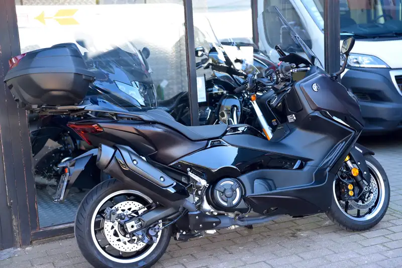 Yamaha TMAX 560 - foto 3