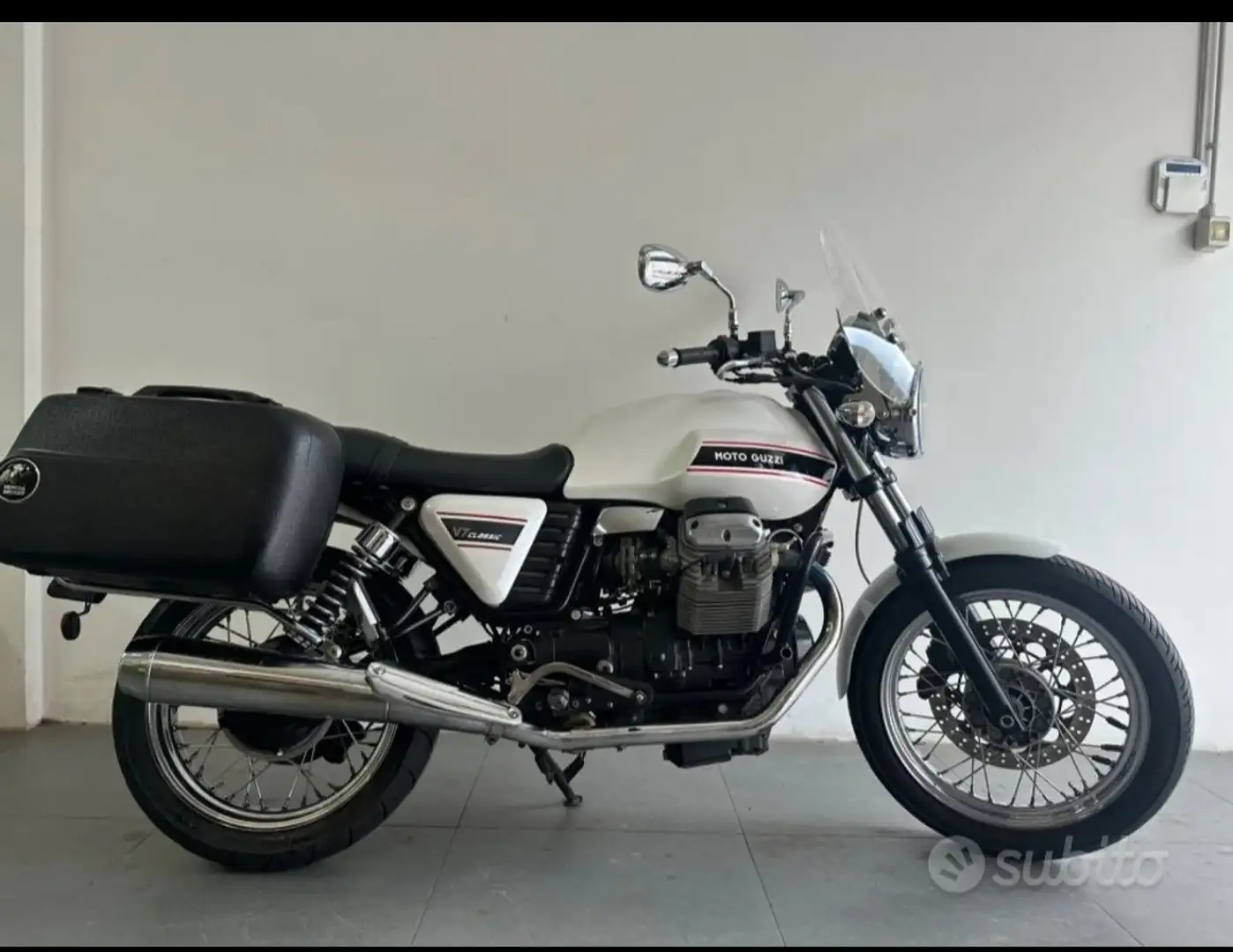 Moto Guzzi V 7 classic Biały - 1