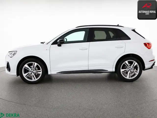 Audi Q3 view 2