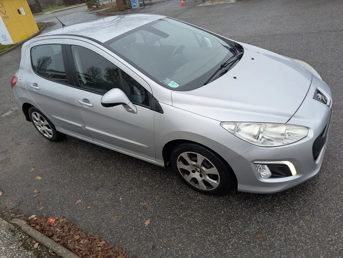 Peugeot 308 1.6 HDi 92ch FAP Active - 2