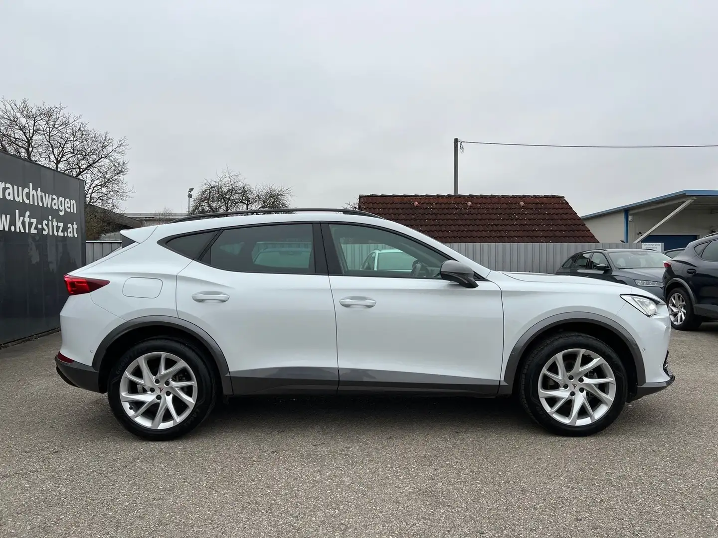 CUPRA Formentor 1,5 TSI DSG| NP € 44.000 Weiß - 2