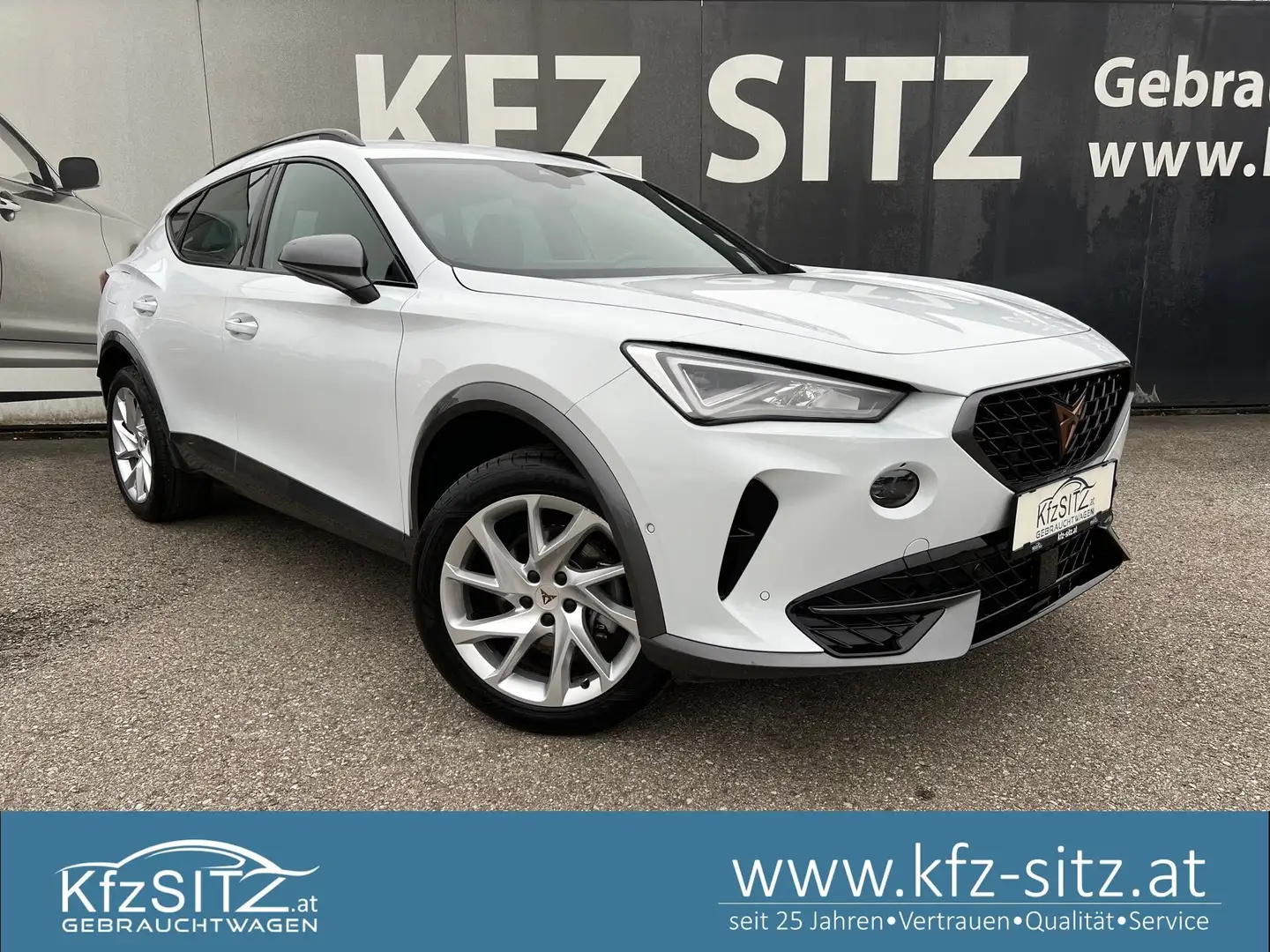 CUPRA Formentor 1,5 TSI DSG| NP € 44.000 Weiß - 1