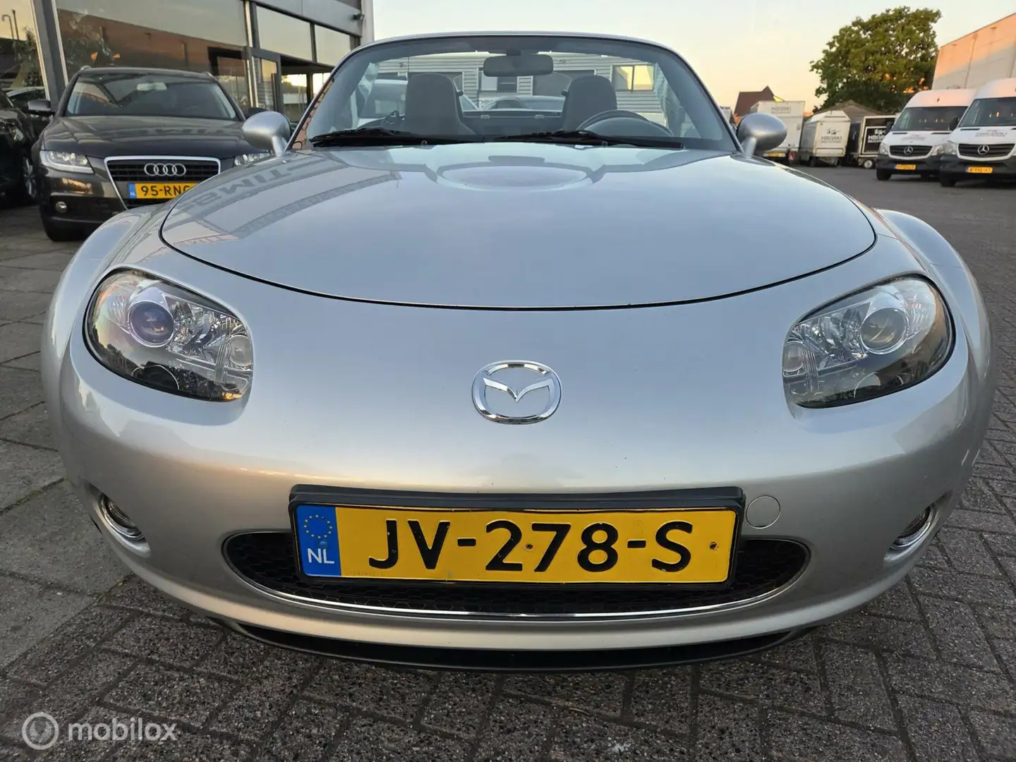 Mazda MX-5 1.8 Exclusive Leder/Hardtop/Stoelverw./NWStaat Gris - 2