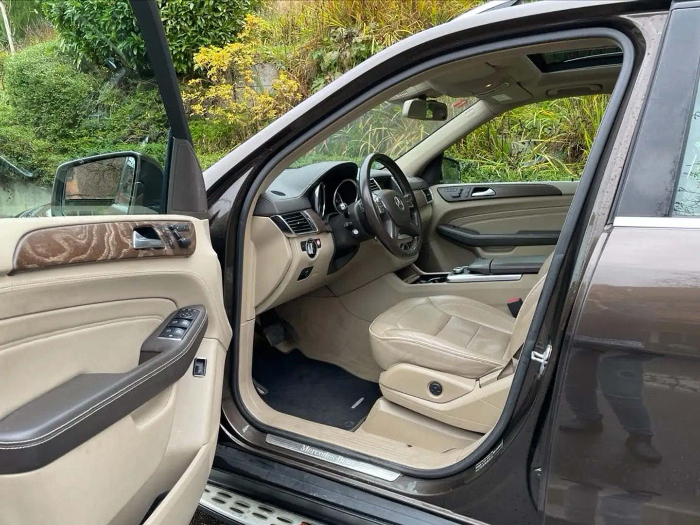 Mercedes-Benz ML 350 ML 350 BlueTEC 4MATIC 7G-TRONIC Braun - 2