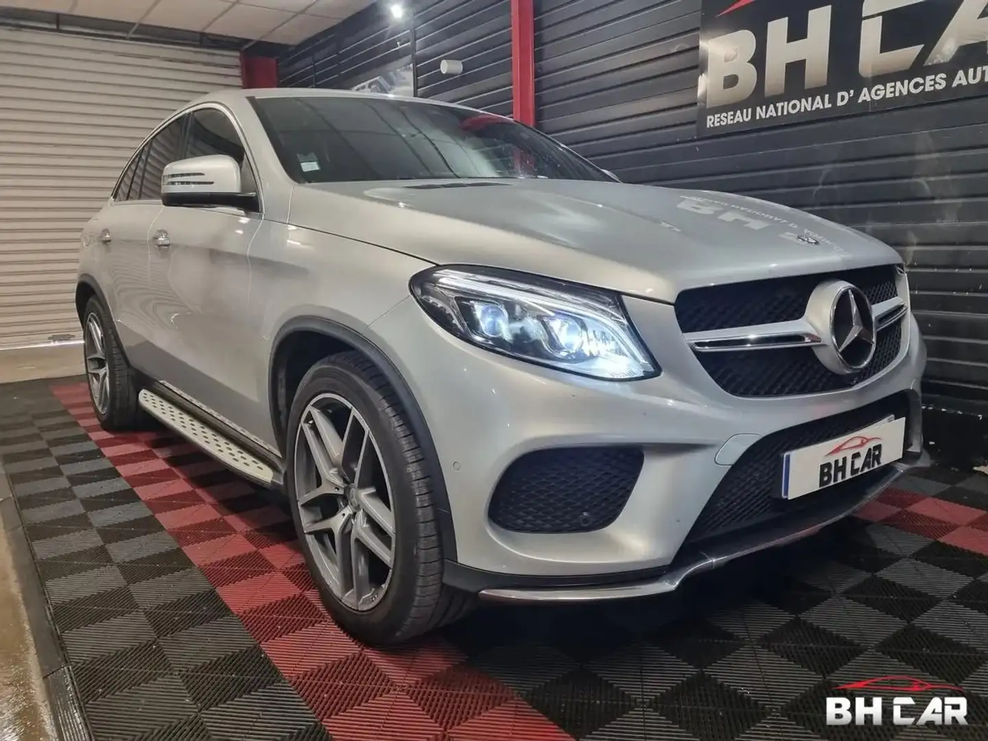 Mercedes-Benz GLE 350 Classe COUPE 3.0 350 D 260 FASCINATION 4MATIC 9G-TRONIC BVA Gris - 1