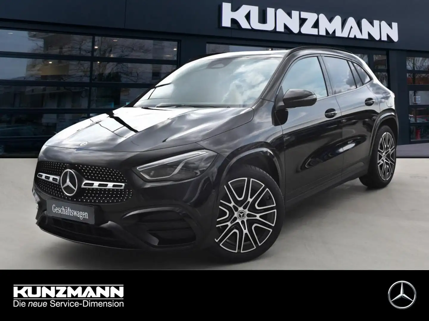 Mercedes-Benz GLA 200 AMG Night Navi Kamera Easy-Pack Totwinkel Schwarz - 1