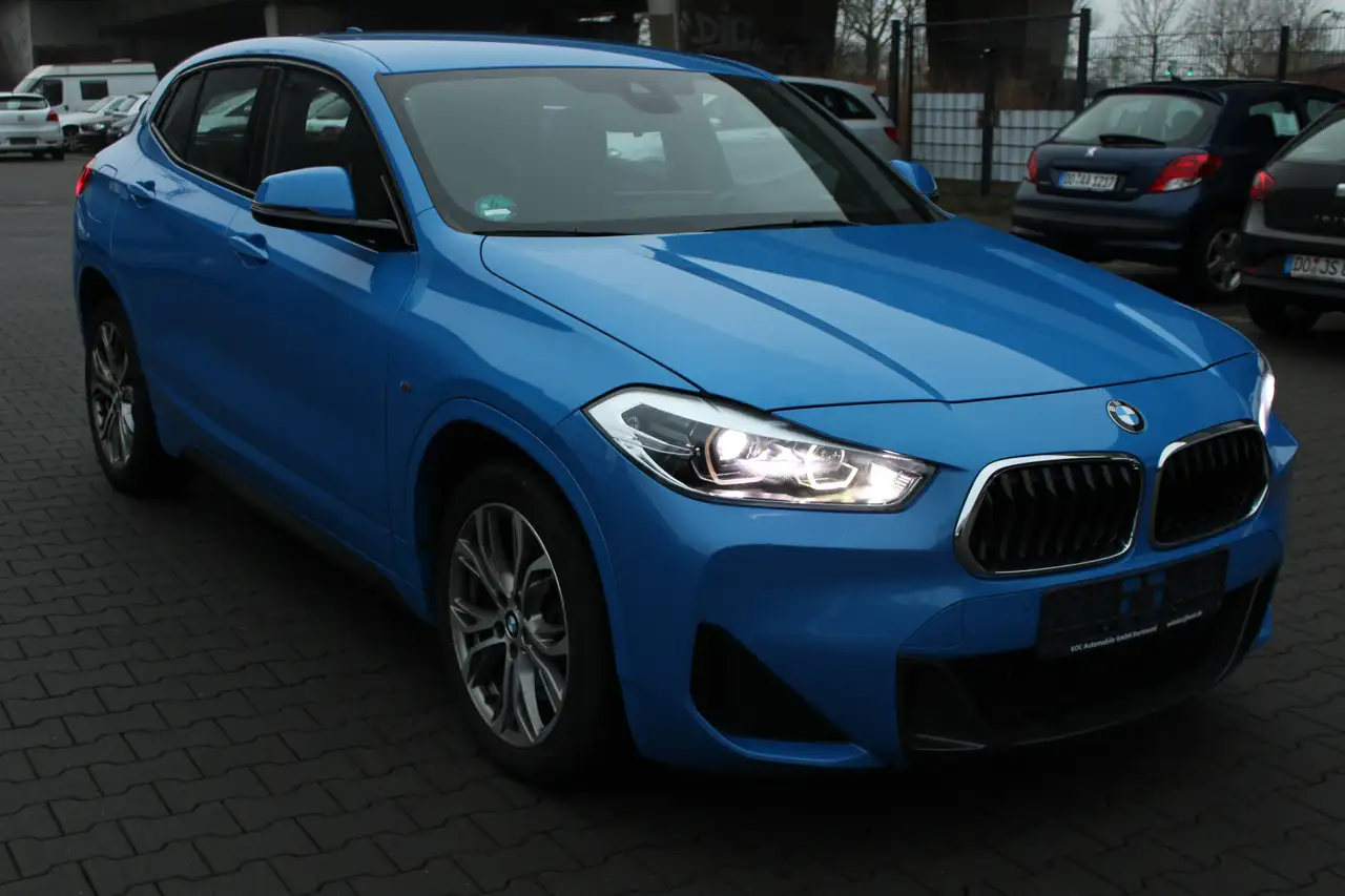 BMW X2