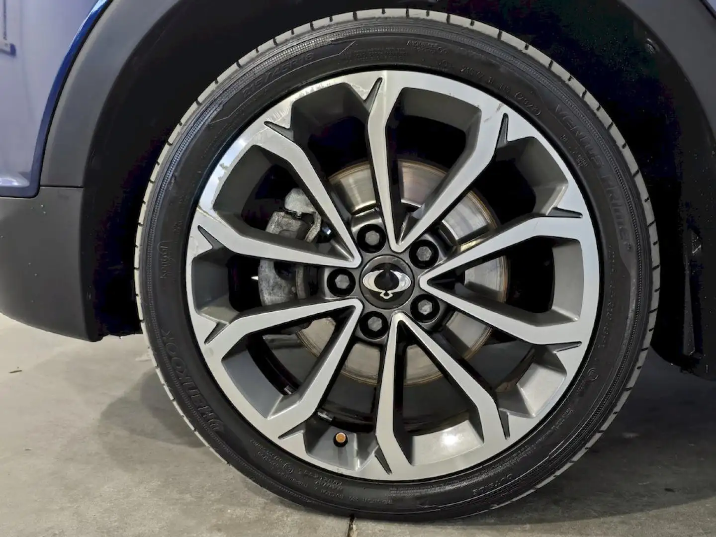 SsangYong XLV D16 Premium 4x2 Blau - 2