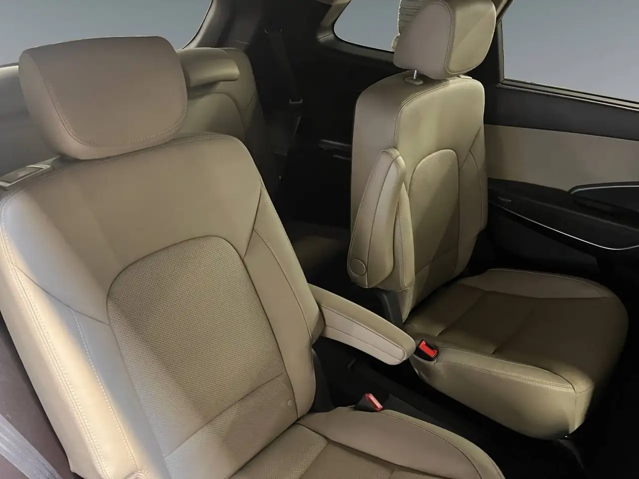 Hyundai SANTA FE снимка Hyundai SANTA FE