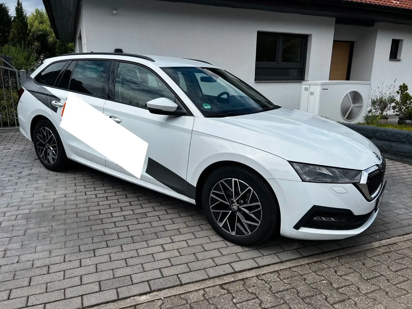 Skoda Octavia Combi Ambition Weiß - 2
