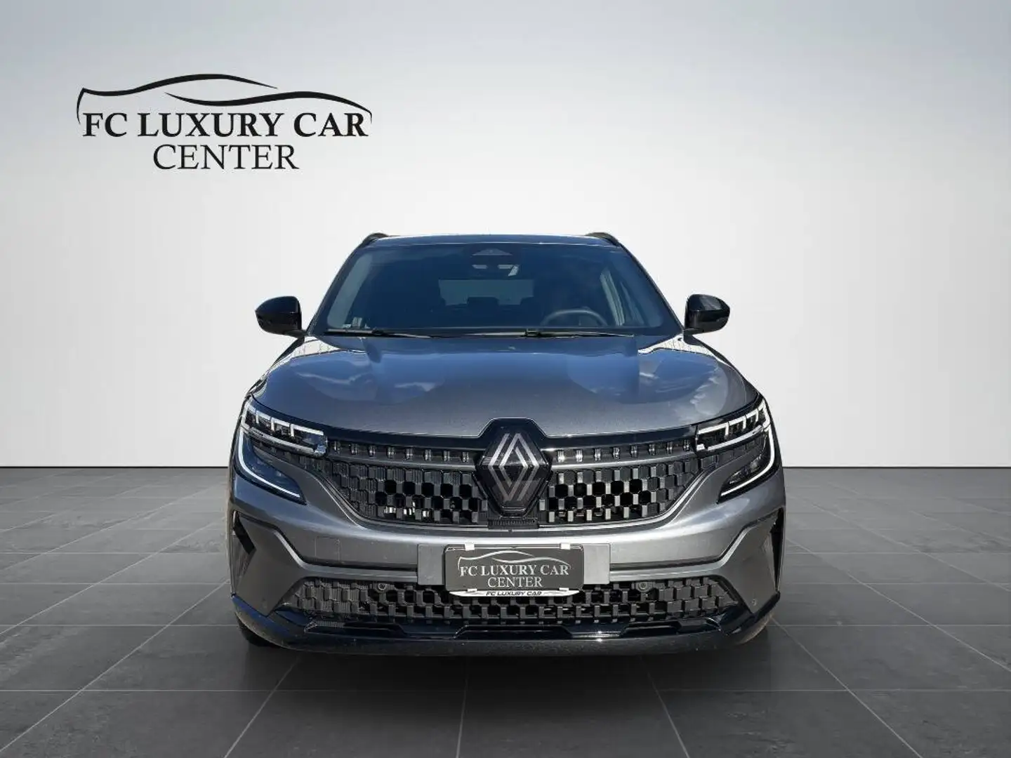 Renault Austral 1.3 mild hybrid Techno Esprit Alpine 158cv auto Grigio - 2