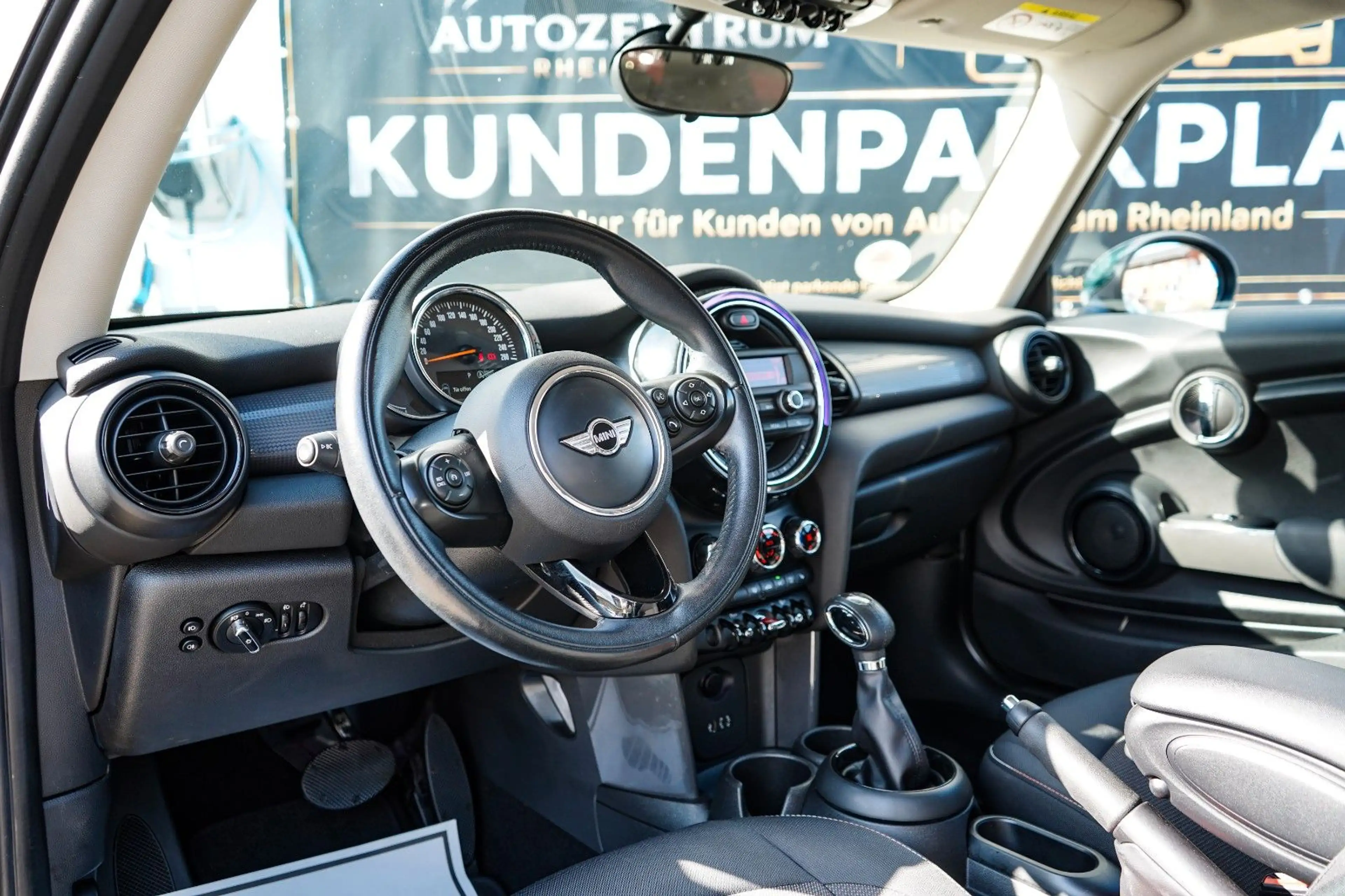 MINI One Mini ONE*Automatik*Klima*SHZ — photo 15