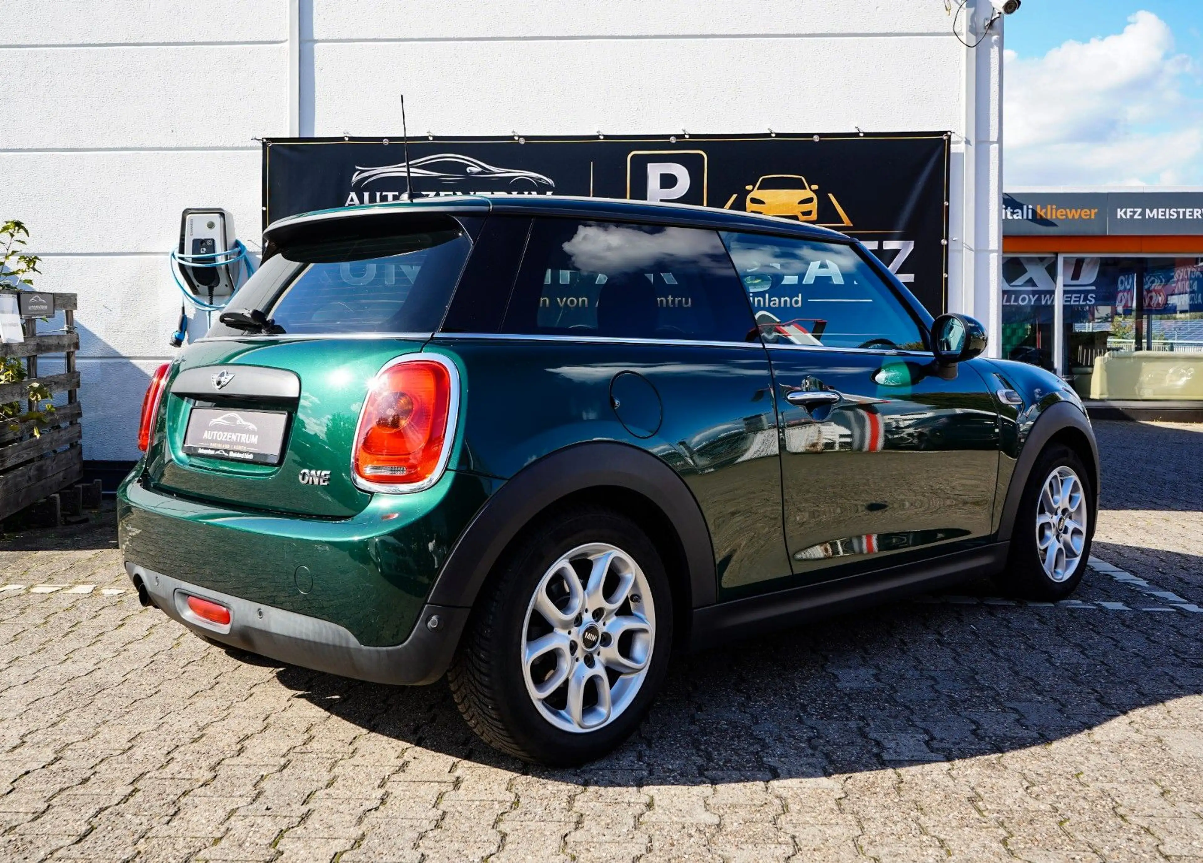 MINI One Mini ONE*Automatik*Klima*SHZ — photo 4