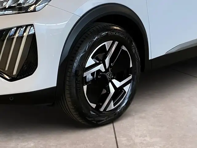 Peugeot 2008 view 15