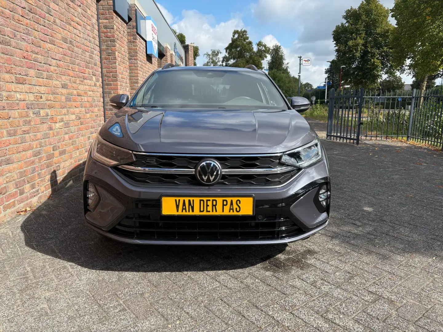 Volkswagen Taigo 1.0 TSI Automaat R-Line Business|Carplay|Virtual|A Grigio - 2