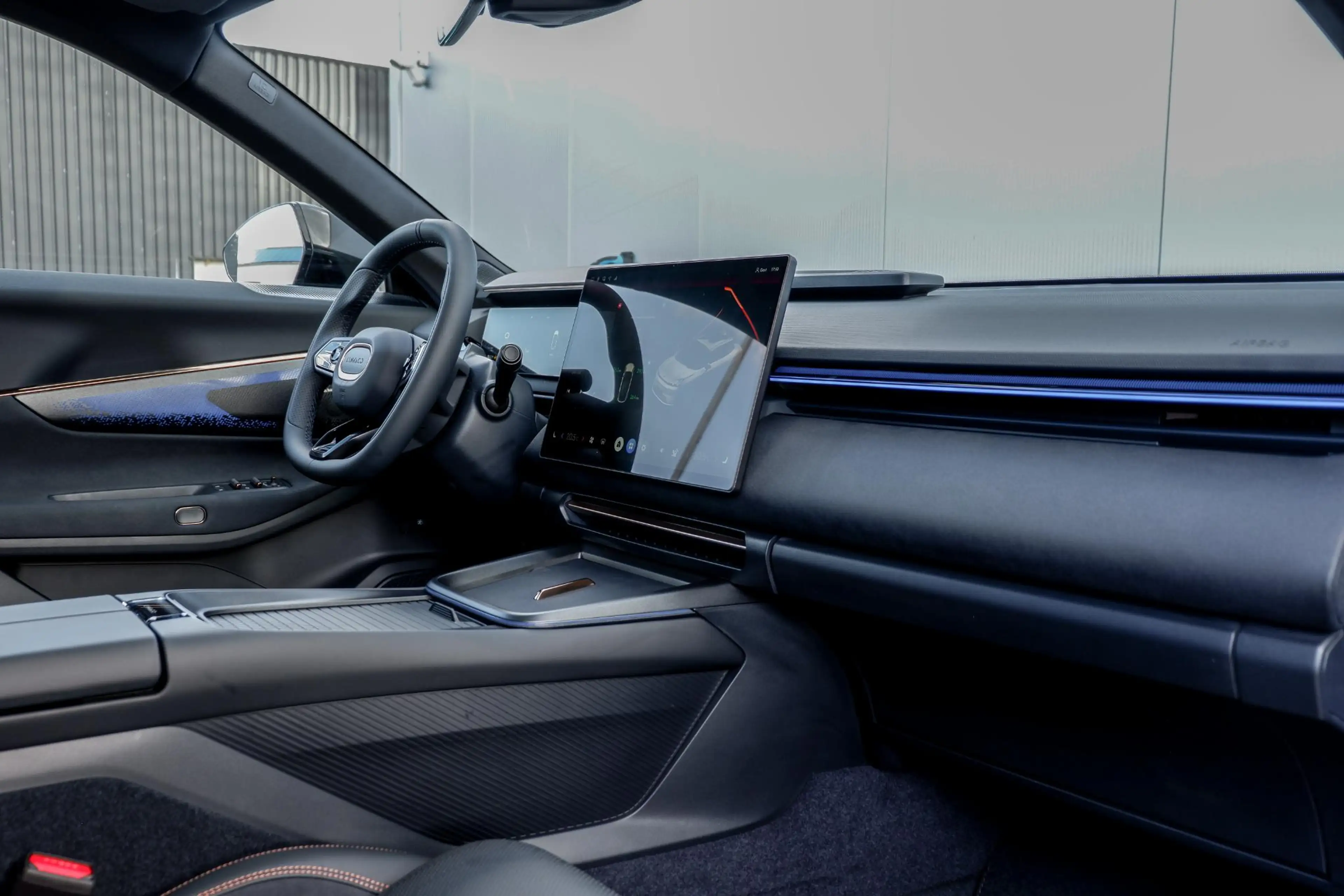 Lynk & Co 08 345PK More | 200km Hybride | Stoelmassage, Verwarm — photo 6
