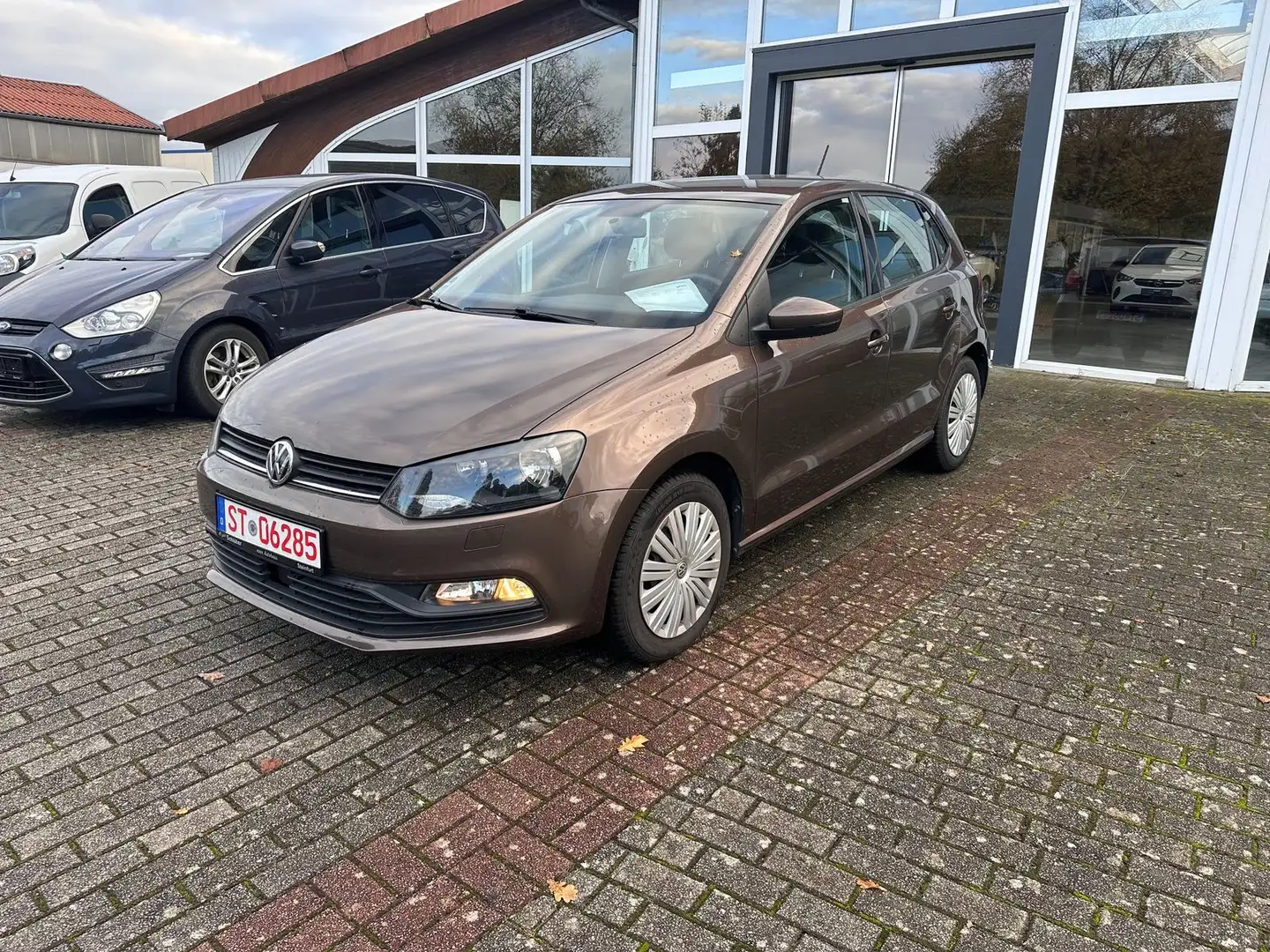 Volkswagen Polo V Style 1.2 TSI Klima Grau - 1