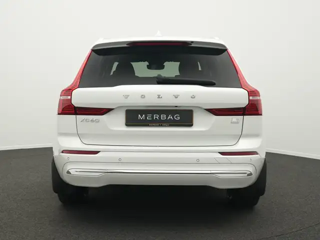 Volvo XC60 view 4