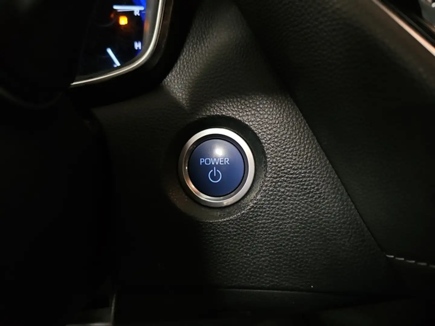 Toyota Corolla 125H Active Tech Negro - 2