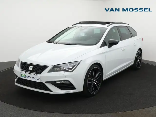 SEAT Leon Leon ST CUPRA 2.0TSI 300PK 4Drive *AUTOMAAT*PANO DAK*FULL LED*SPORTSEATS*DIGITAL COCKPIT*NAVI*ZETELVERWARMING*...