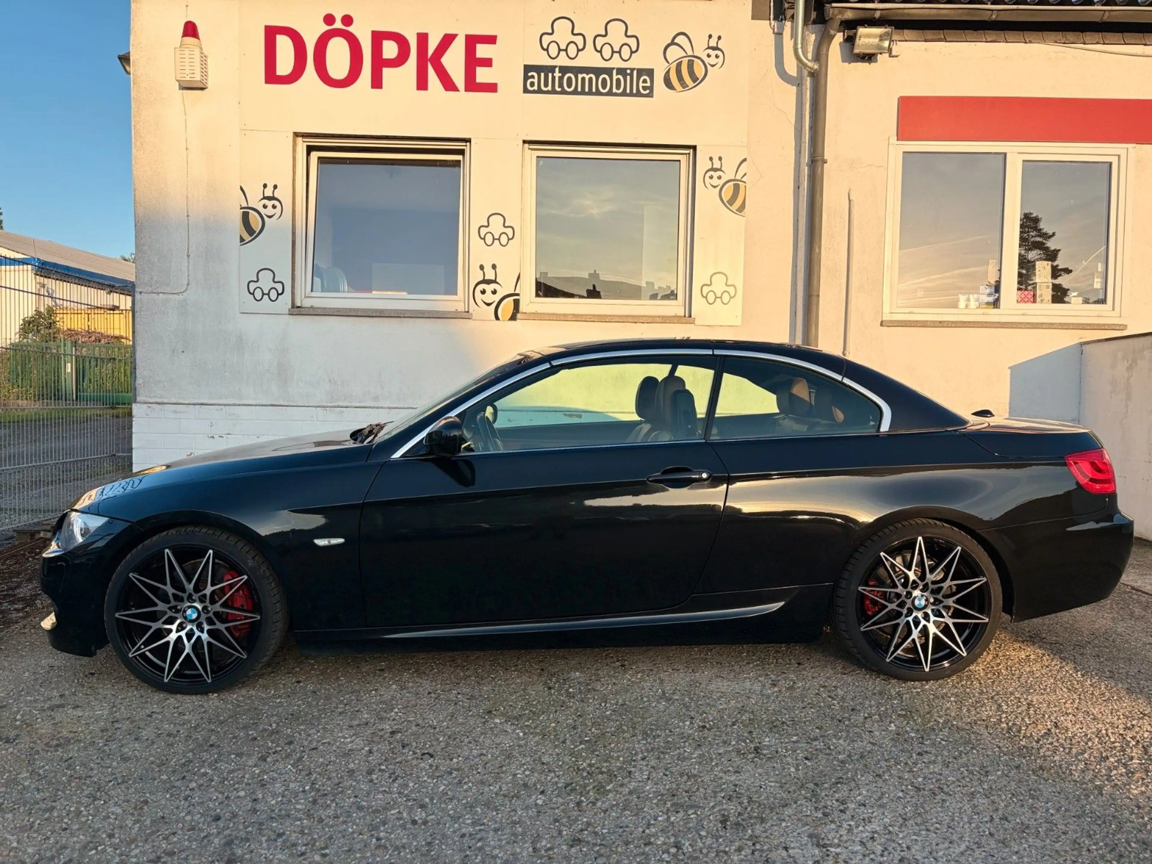 BMW 335 i Cabrio LCi N55 Navi Leder — photo 5
