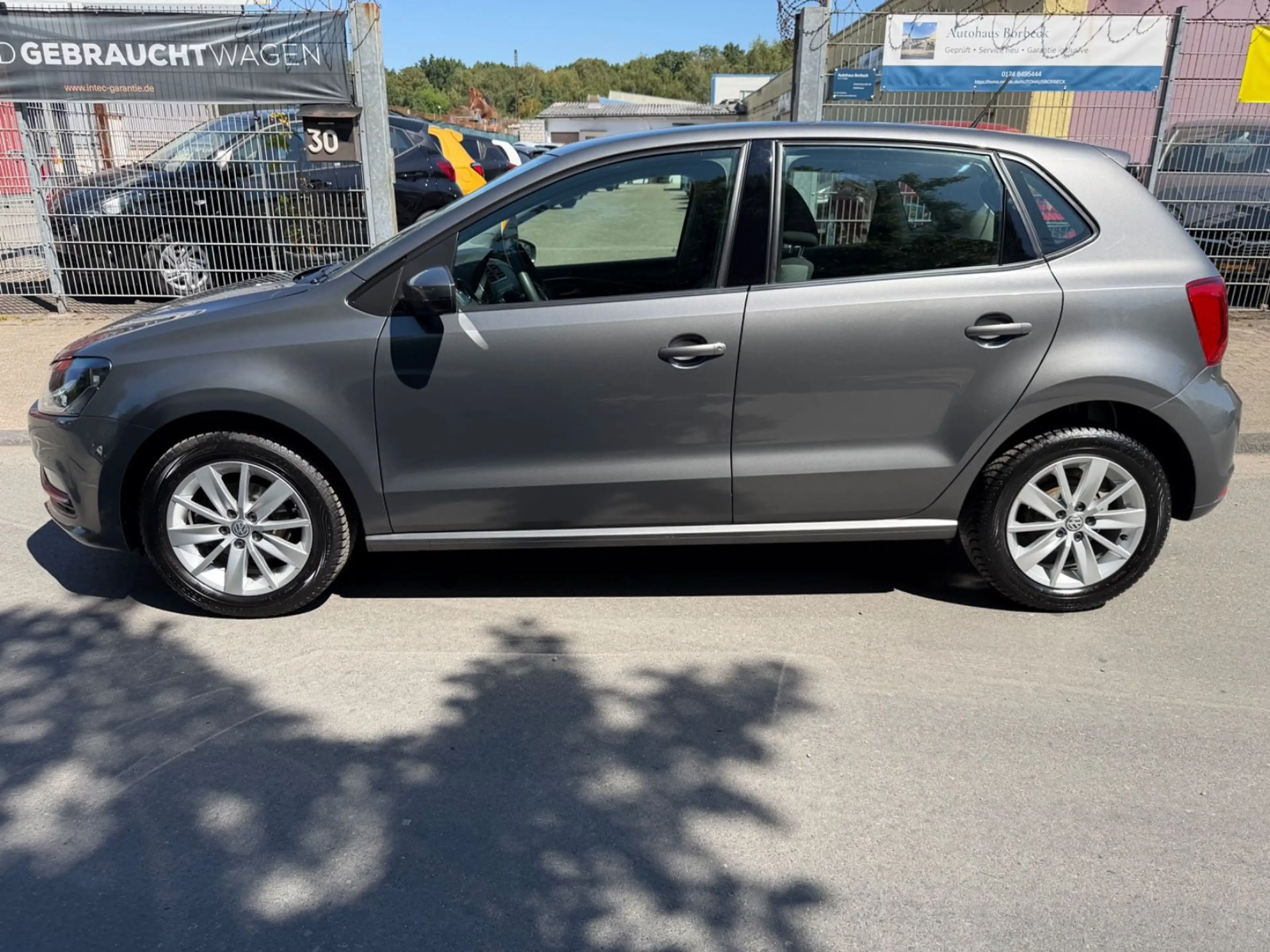 Volkswagen Polo Klima PDC TÜV/Service Neu Garantie 69TKM — photo 7