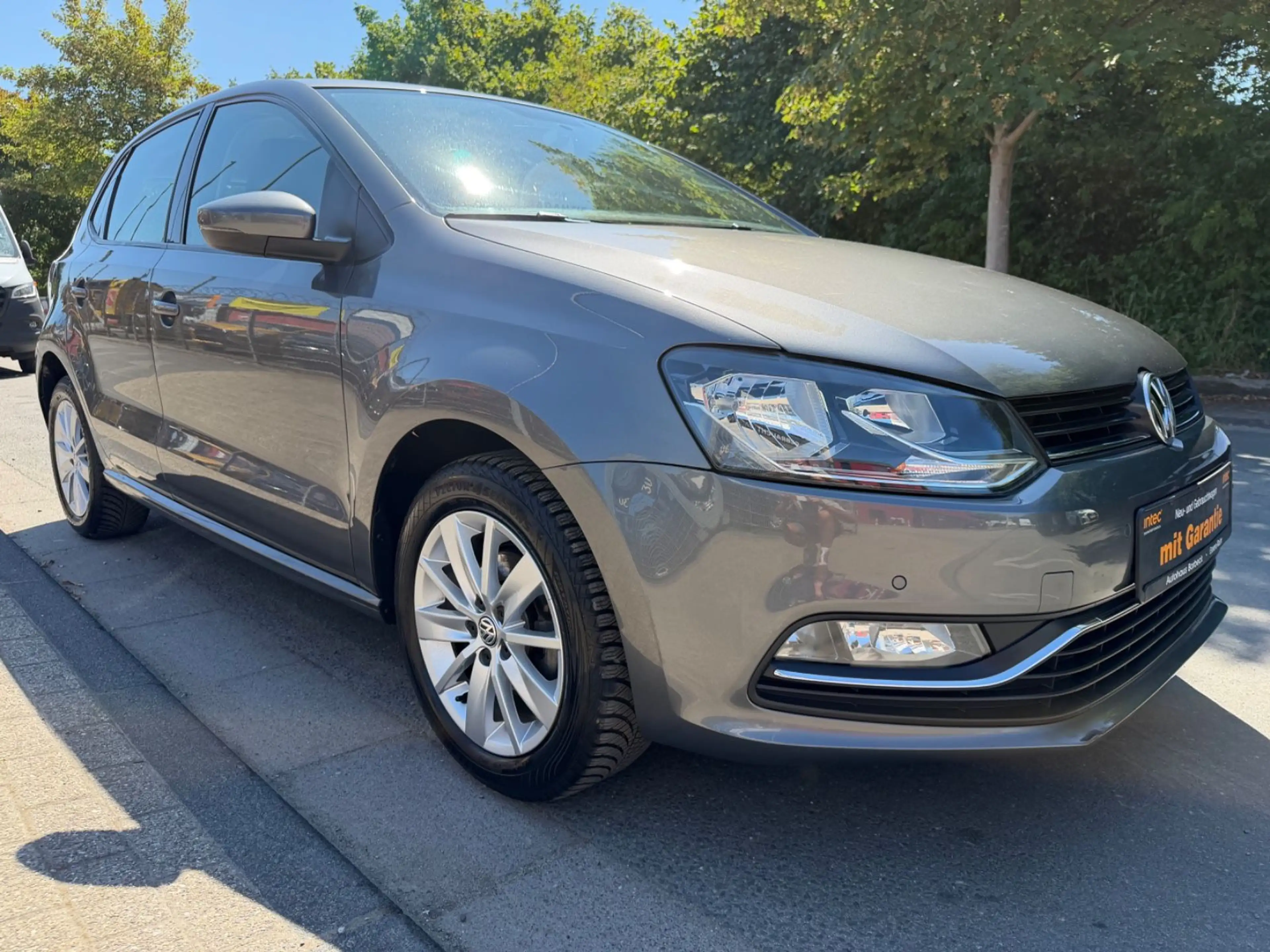 Volkswagen Polo Klima PDC TÜV/Service Neu Garantie 69TKM — photo 3