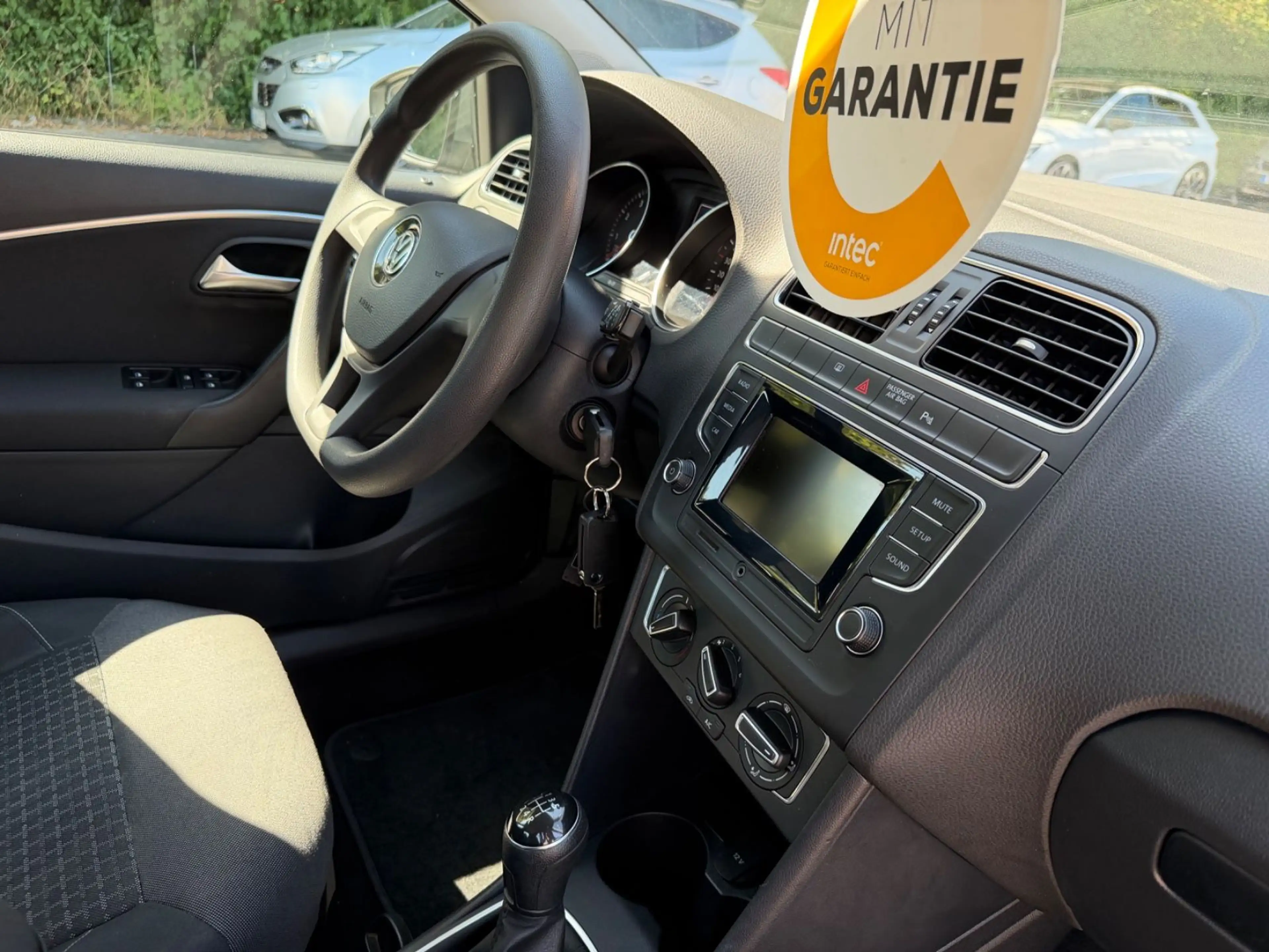 Volkswagen Polo Klima PDC TÜV/Service Neu Garantie 69TKM — photo 13