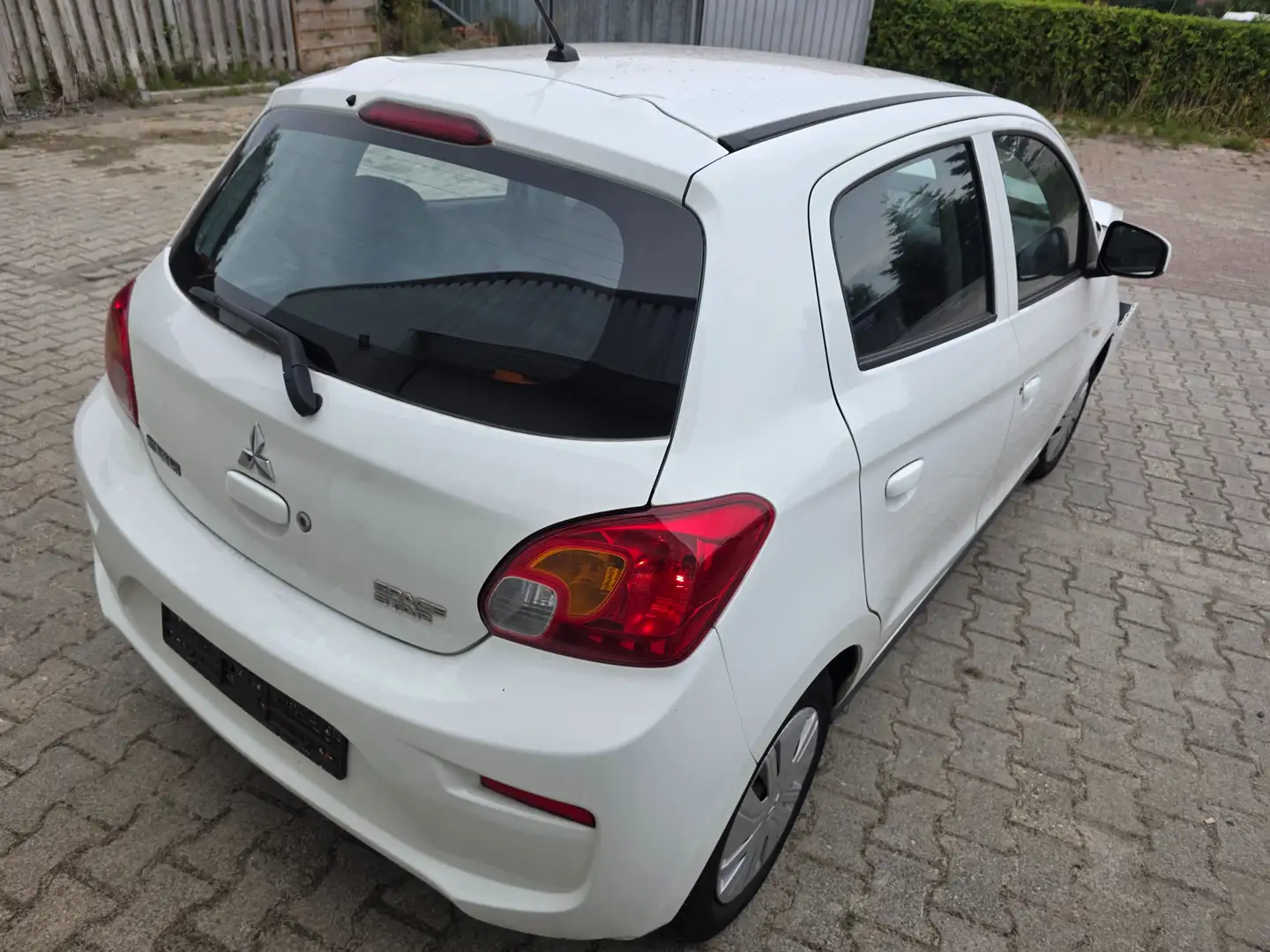 Mitsubishi Space Star 2017 **1.Hand,wenig Kilometer ** Blanco - 1