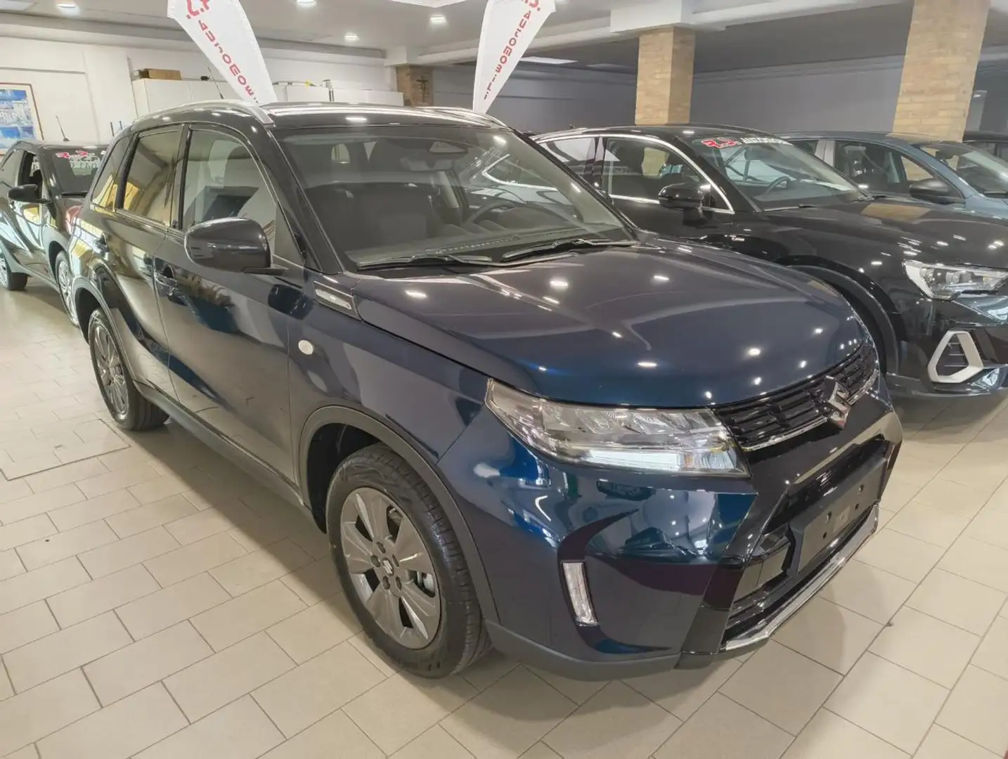 Suzuki Vitara 1.4 Hybrid 4WD AllGrip Cool+ #TETTO NERO Blu/Azzurro - 2