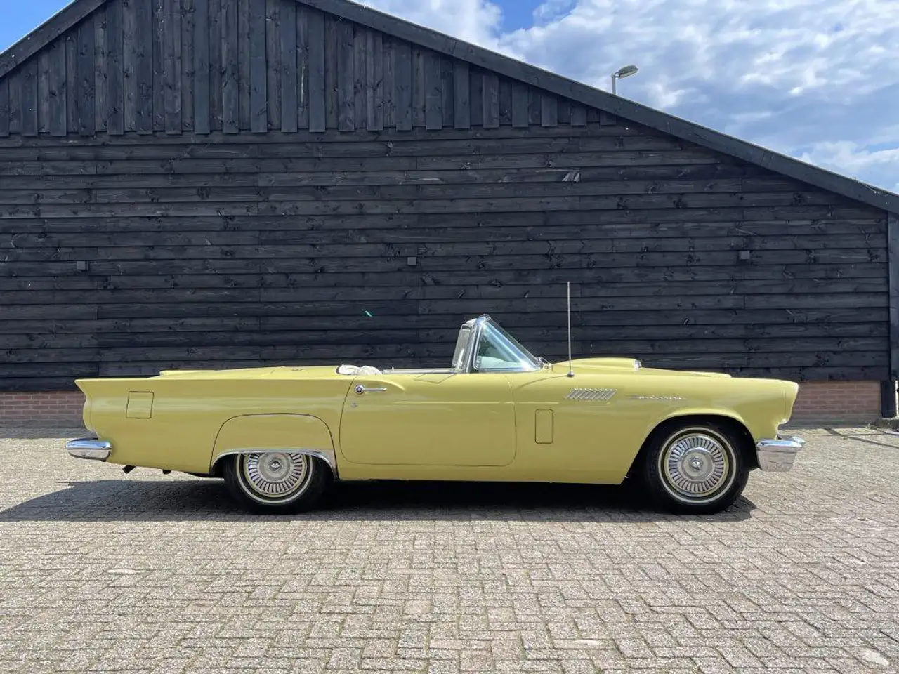 Ford Thunderbird USA Roadster V8 Aut. Hard- en Soft Top 1957 NL-ken, foto 7