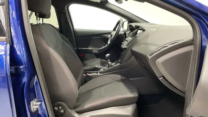 Ford Focus 2017, foto 7