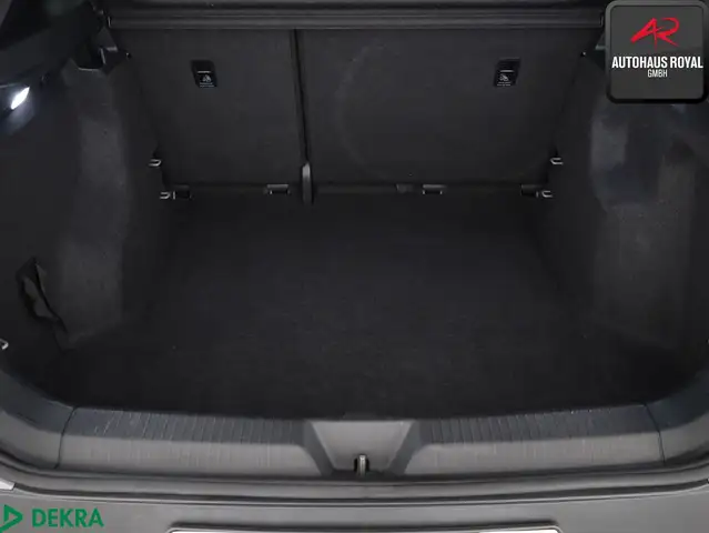 Volkswagen Id.4 view 13