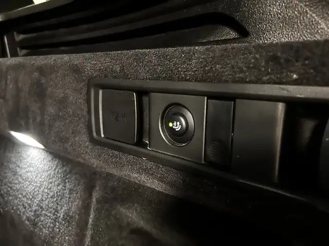 BMW X5 view 16