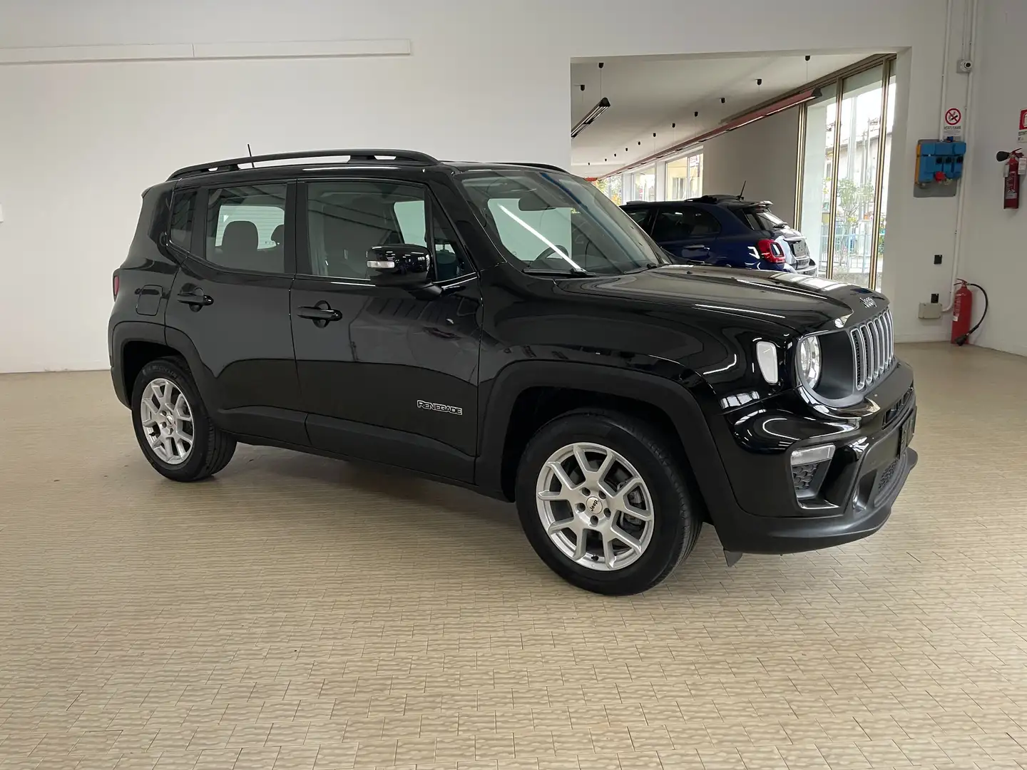 Jeep Renegade 1.5 turbo t4 mhev Limited 2wd 130cv dct Km 19000 Nero - 1