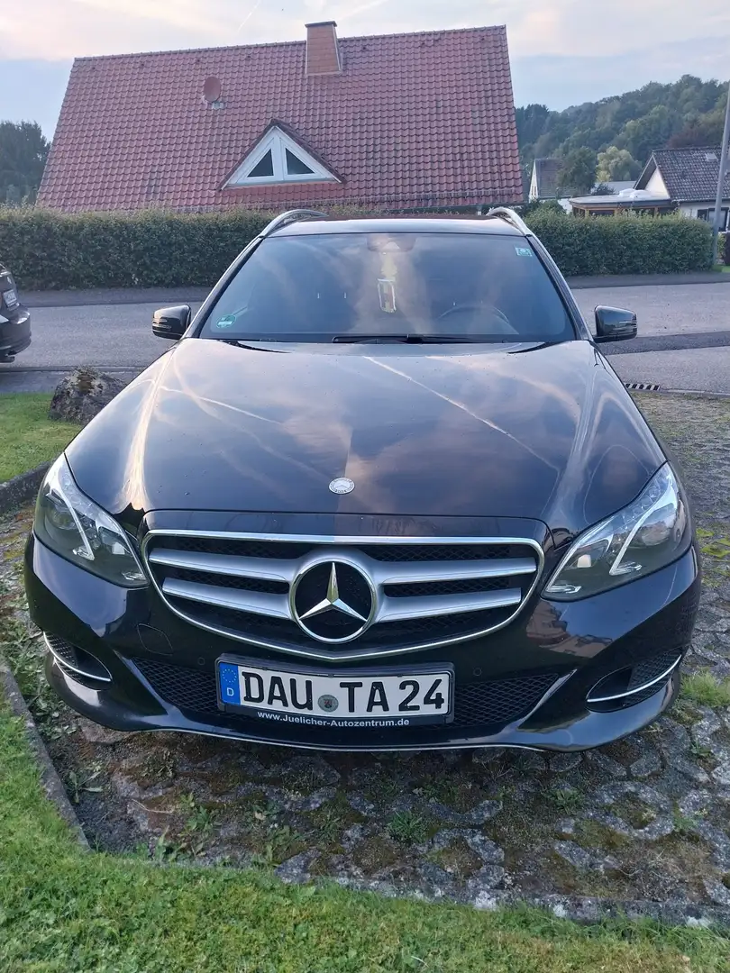 Mercedes-Benz E 220 T CDI 7G-TRONIC - 1