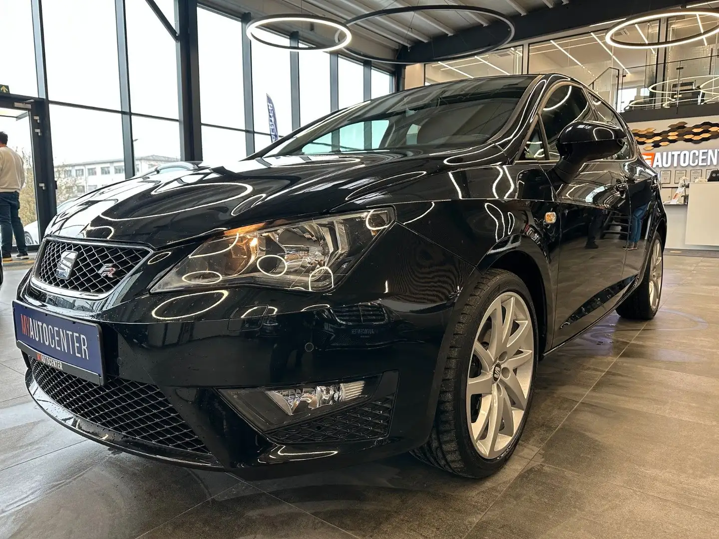 SEAT Ibiza FR *1. Hand*Klima*SHZ*Navi*BT*Freisprech* Schwarz - 2