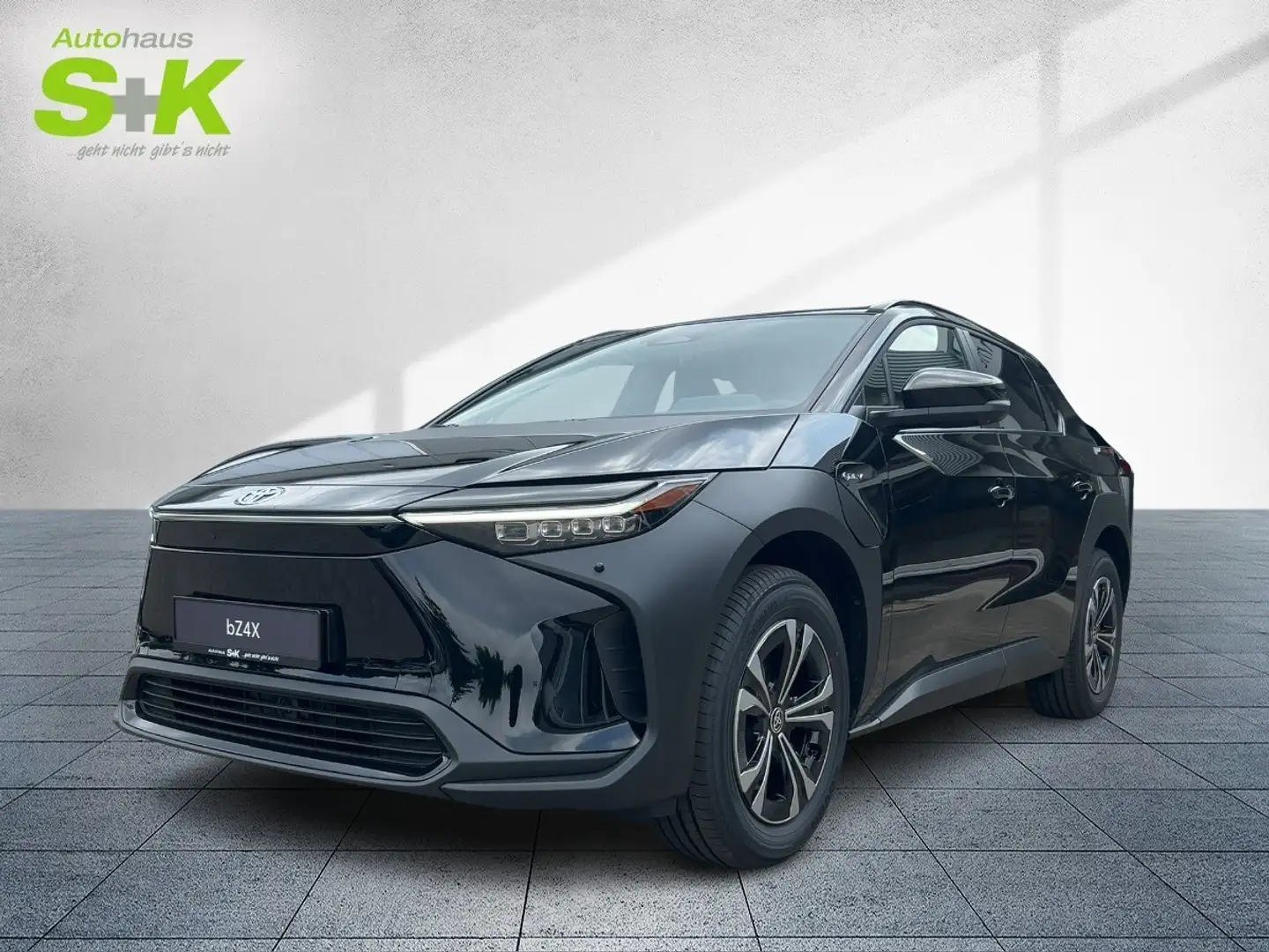 Toyota bZ4X Elektromotor 150kW Teamplayer Schwarz - 1