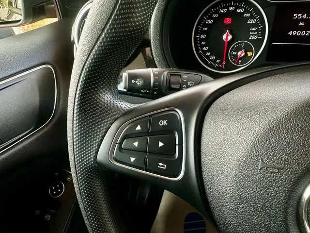 Mercedes-Benz B-Class view 15
