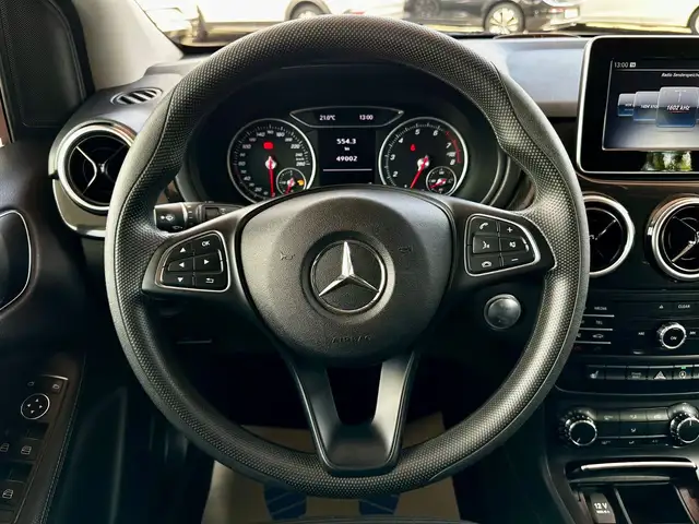 Mercedes-Benz B-Class view 14