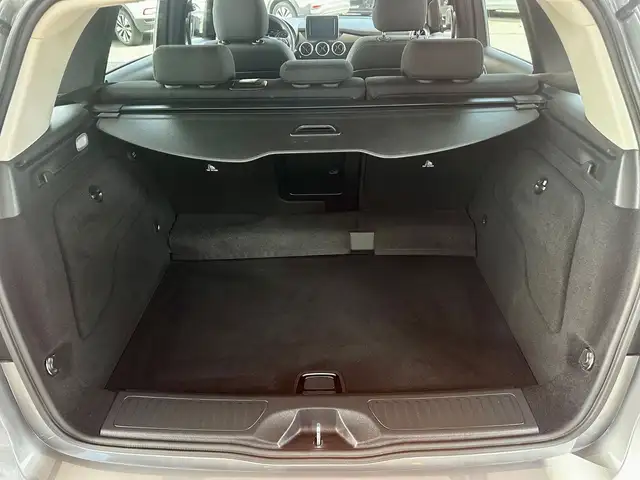 Mercedes-Benz B-Class view 6
