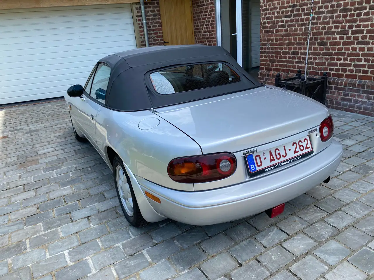 Mazda MX-5 Miata de base, grise, foto 4