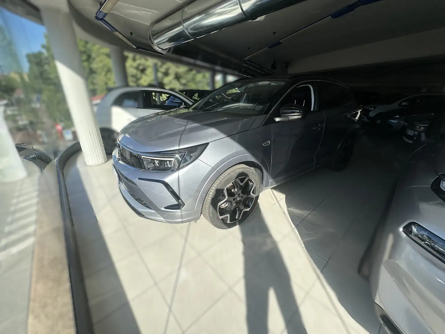 Opel Grandland Grandland I 2022 1.2 Ultimate 130cv at8 Grigio - 1