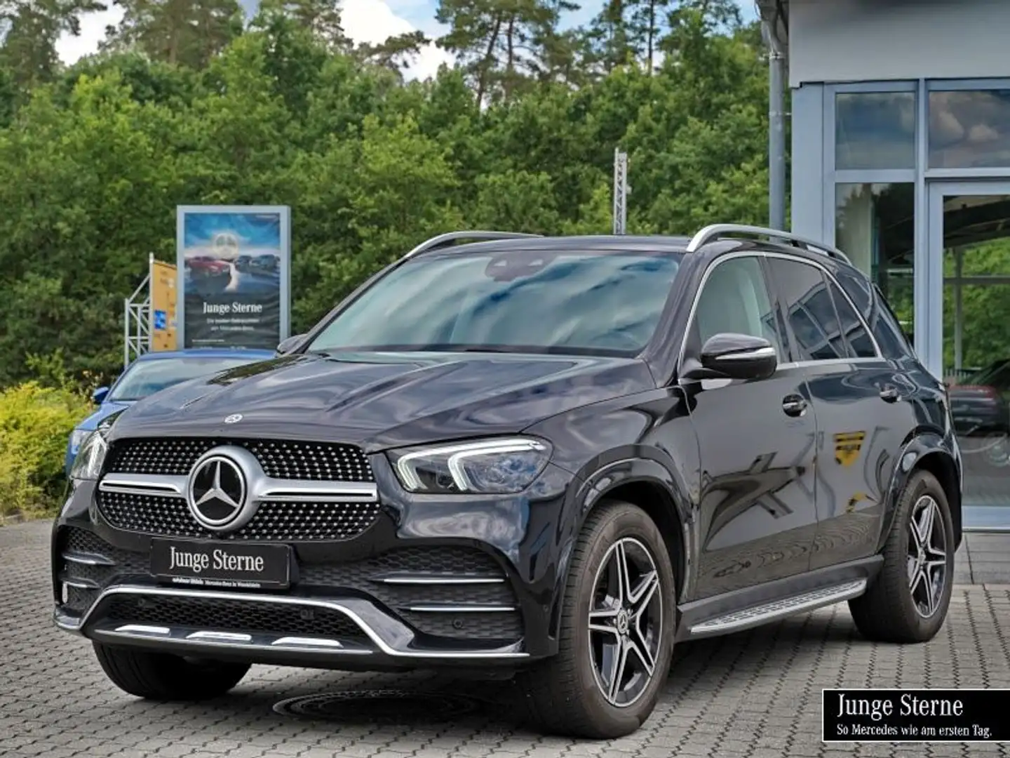 Mercedes-Benz GLE 450 4M AMG PANO+BURMESTER+AHK+360°+DISTRONIC Zwart - 2