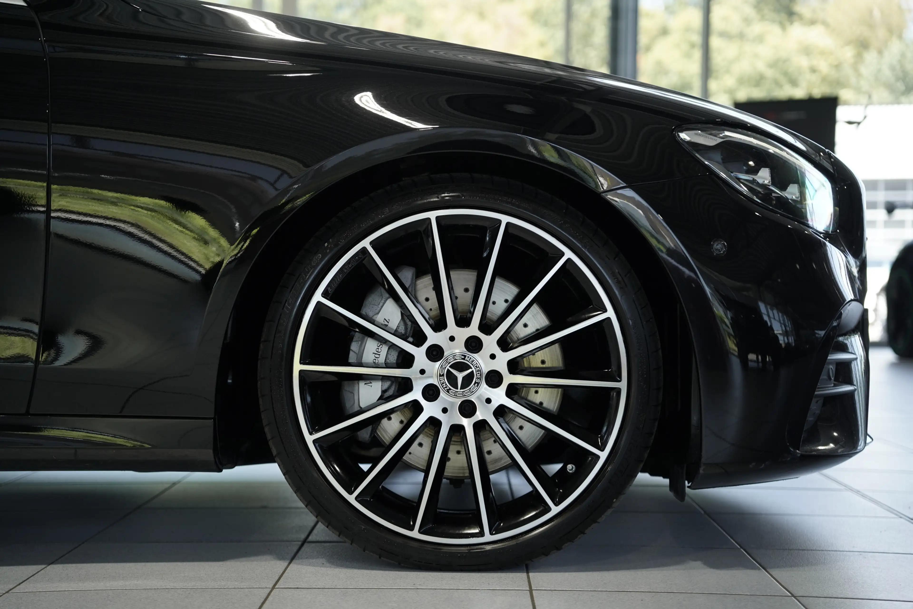 Mercedes-Benz E 450 4M AMG Line Limousine *2.H *20 *GSD *LUFT — photo 11