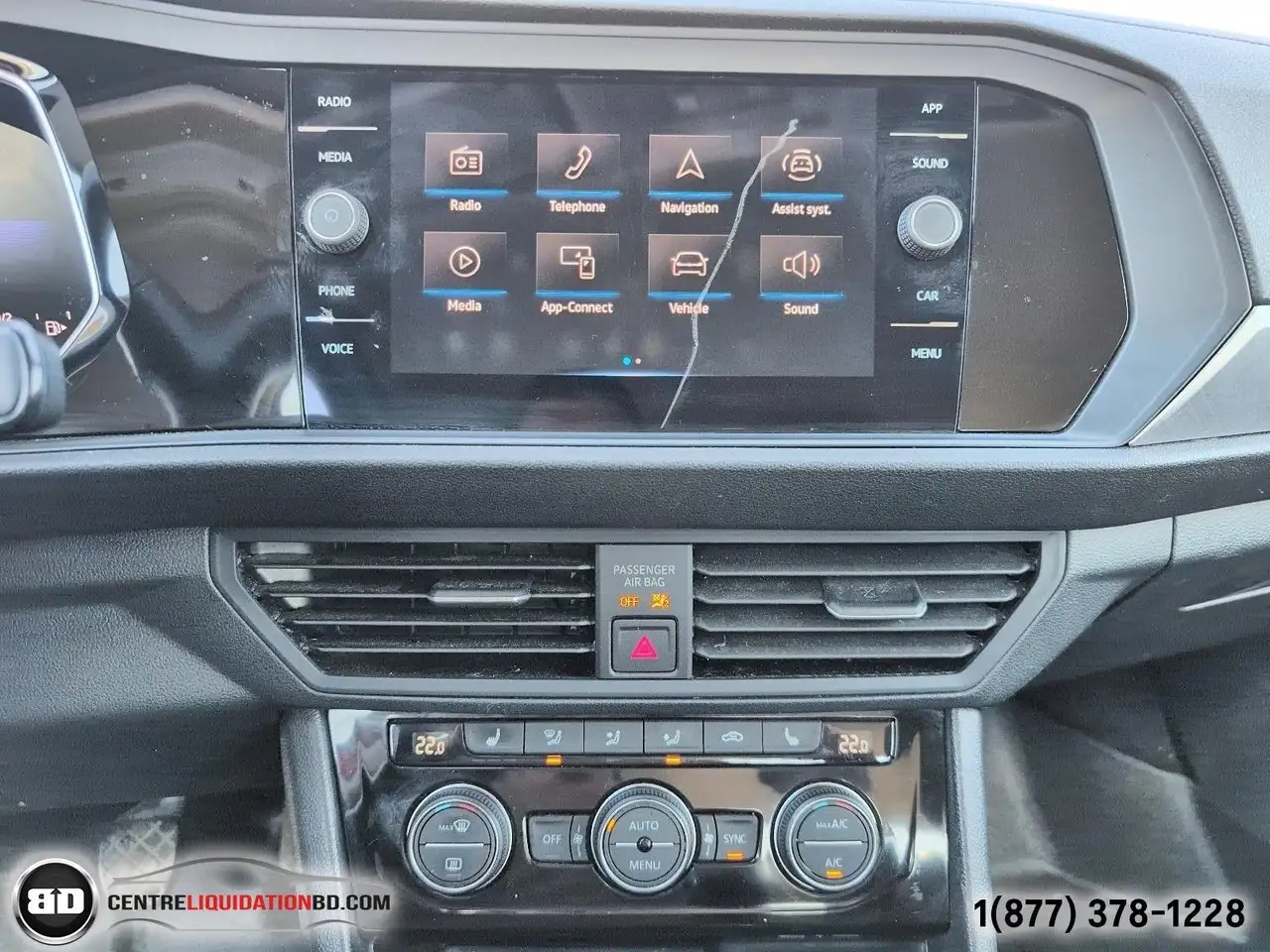 Volkswagen Jetta снимка Volkswagen Jetta