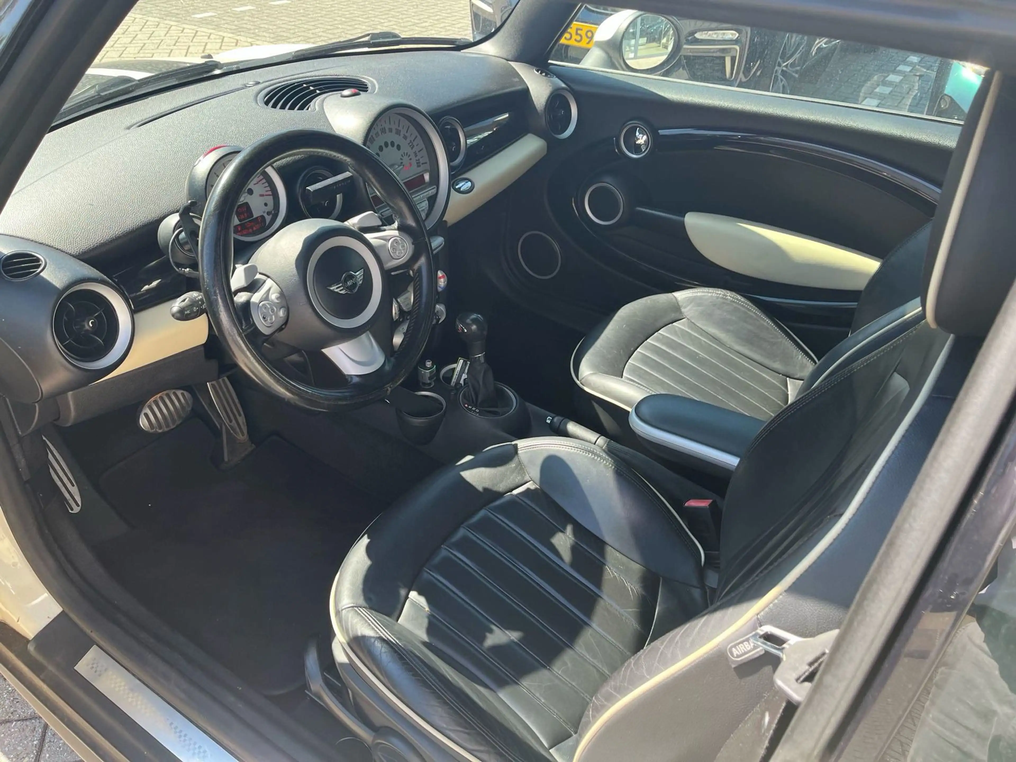 MINI Cooper S Clubman 1.6 Automaat 174pk Clima Leder Schuifdak Historie — photo 3