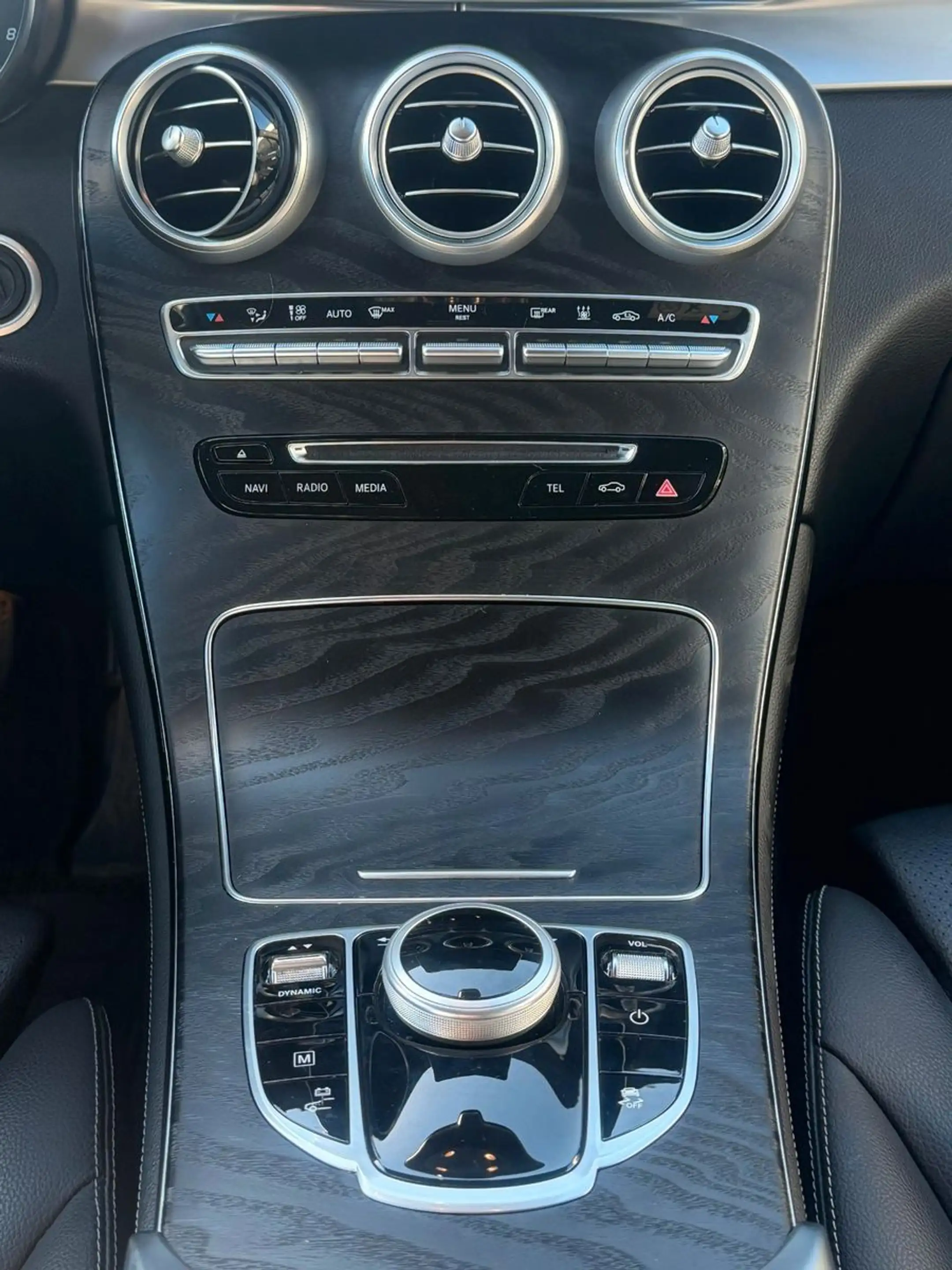 Mercedes-Benz GLC 350 e 4Matic — photo 13